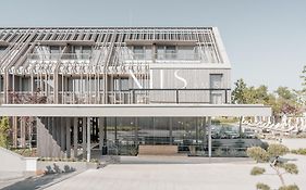 Nils am See - ADULTS ONLY